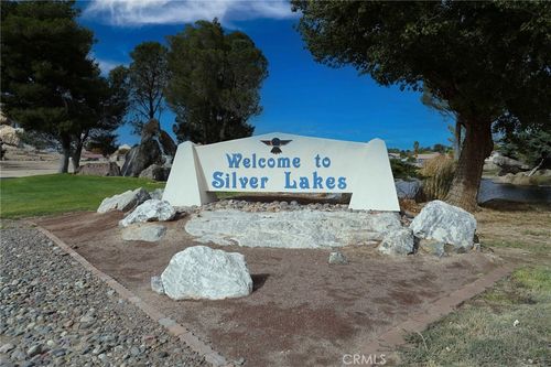 45-27160 Vista Rd, Helendale, CA, 92342 | Card Image