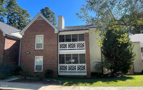 apt-i-1010 Kingswood Drive, Chapel Hill, NC, 27517 | Card Image