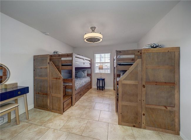 514 Royal Palm Dr, House other with 3 bedrooms, 3 bathrooms and 4 parking in Port Aransas TX | Image 19