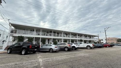 apt-16-330 74th St, Miami Beach, FL, 33141-2770 | Card Image