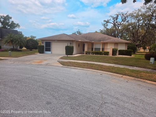 9843 Saint Joseph Ct, New Port Richey, FL, 34655-1445 | Card Image
