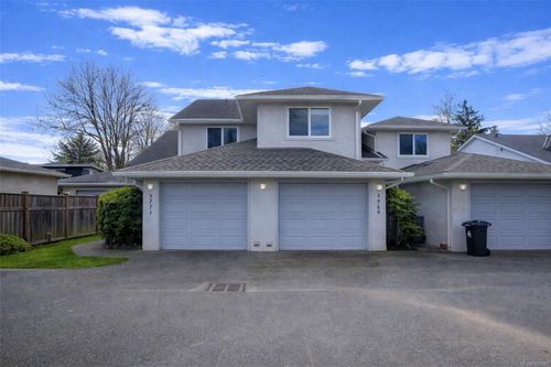 1771 Bay St, Victoria, BC, V8R2B9 | Card Image