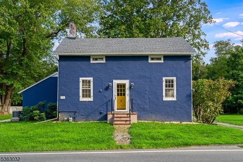 131 Bartley Rd, Long Valley, NJ, 07853-3375 | Card Image
