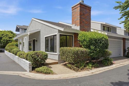 8210 Caminito Modena, La Jolla, CA, 92037 | Card Image
