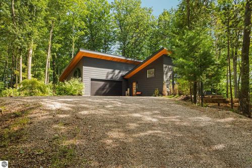7103 Lake View Rdg, Lake Ann, MI, 49650-9637 | Card Image