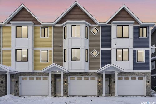 131-3220 11th Street W, Saskatoon, SK, S7M5M4 | Card Image