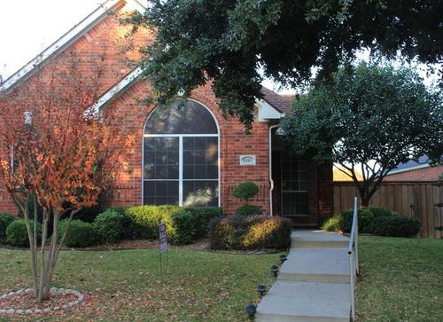 8445 Grand Canyon Dr, Plano, TX, 75025-4240 | Card Image