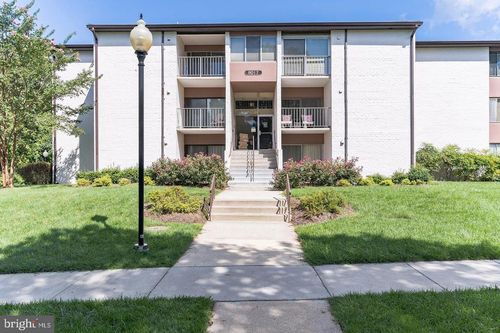 apt-102-8017 Mandan Rd, GREENBELT, MD, 20770-2873 | Card Image
