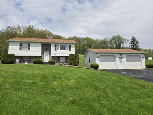 861 Chicora Rd, Chicora, PA, 16025-3511 | Card Image