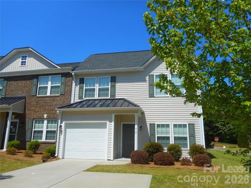 418 Windsor Gate Dr, Fort Mill, SC, 29708-8039 | Card Image