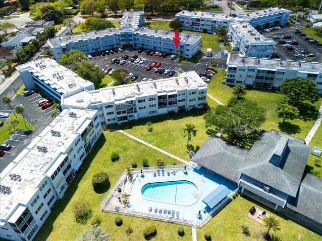 APT-109 - 2200 Park Ln, Condo with 1 bedrooms, 2 bathrooms and null parking in Hollywood FL | Image 38