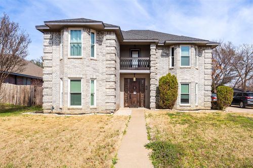 203 Hillside Dr, Kennedale, TX, 76060-2602 | Card Image