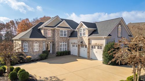 8798 Wandering Way, Ooltewah, TN, 37363-5693 | Card Image