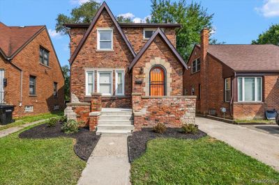 14630 Coyle Street, Home with 3 bedrooms, 2 bathrooms and null parking in Detroit MI | Image 2