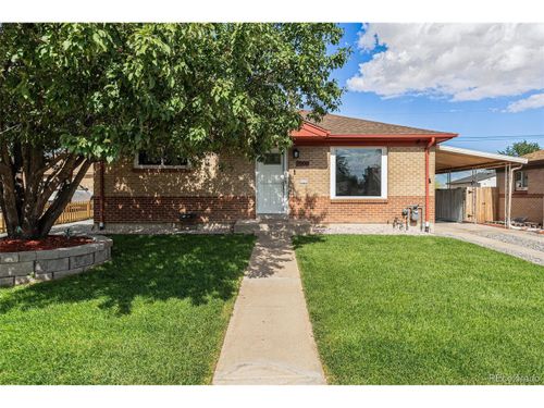 7000 Avrum Dr, Denver, CO, 80221-2533 | Card Image