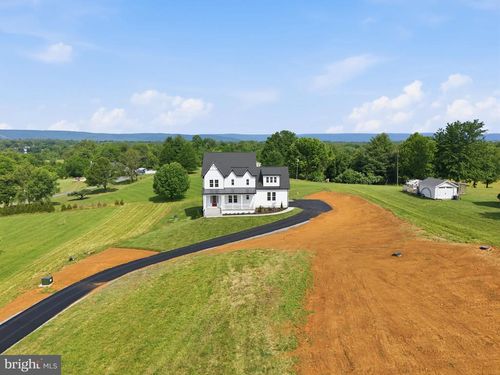 40321 Quarter Branch Rd, LOVETTSVILLE, VA, 20180-2104 | Card Image