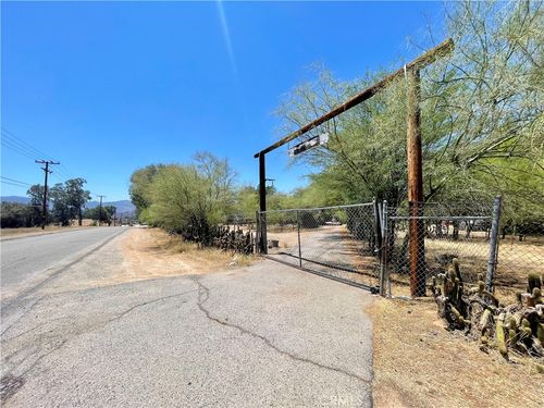 28875 10th St, Lake Elsinore, CA, 92532-2221 | Card Image