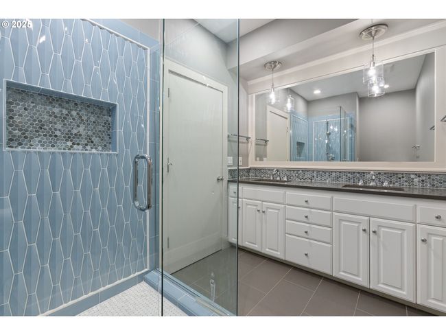 2922 Nw Montara Ct, House attached with 2 bedrooms, 3 bathrooms and 2 parking in Portland OR | Image 18