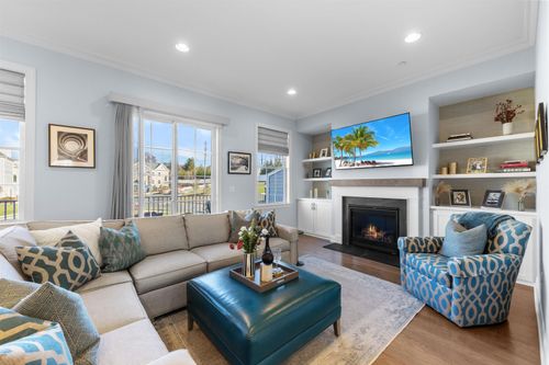 227 Bradley Dr, Wood Ridge, NJ, 07075-2526 | Card Image