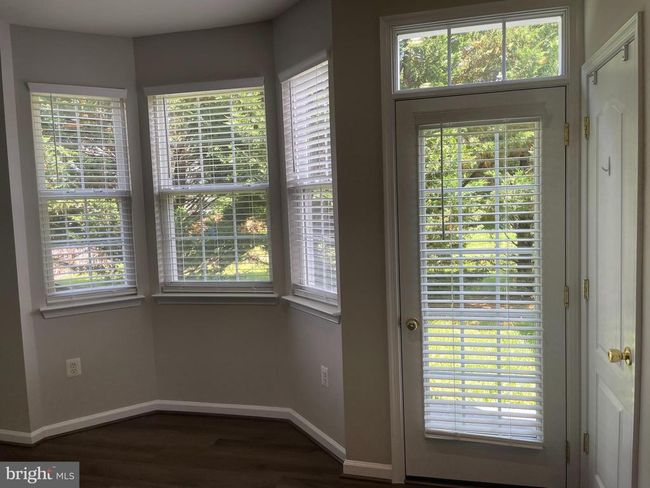 107 Berwick Ln, Townhouse with 3 bedrooms, 3 bathrooms and null parking in STEPHENS CITY VA | Image 9