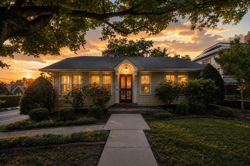 1001 Caldwell Ave, Nashville, TN, 37204-2016 | Card Image