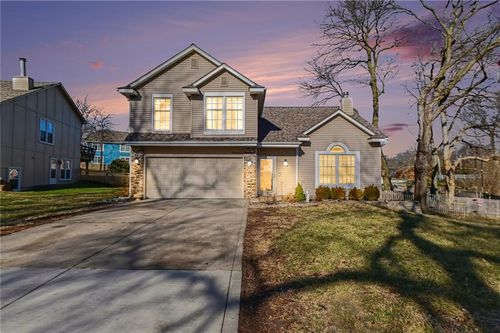 10620 Rowland Ave, Kansas City, KS, 66109-3658 | Card Image