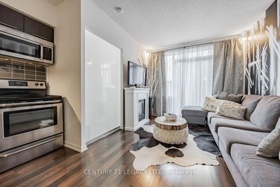 106 - 38 Joe Shuster Way, Condo with 2 bedrooms, 1 bathrooms and 1 parking in Toronto ON | Image 3