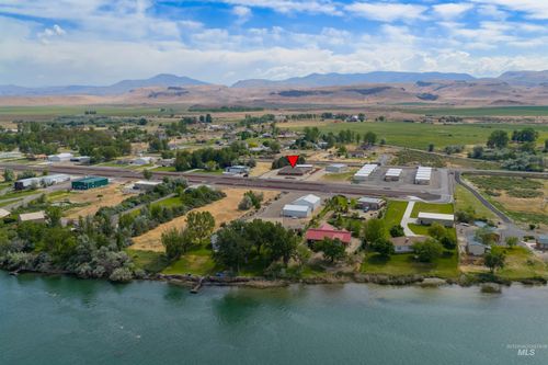 10514 Airpark Loop, Melba, ID, 83641-4292 | Card Image