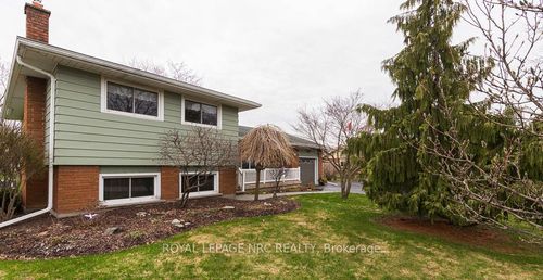 1 Heather Crt, Welland, ON, L3C4P6 | Card Image