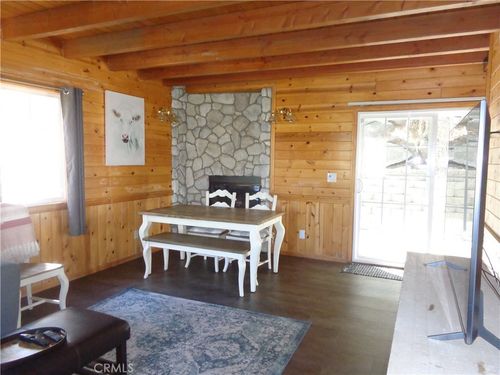 24071 Fern Glen Ln, Crestline, CA, 92325-9581 | Card Image