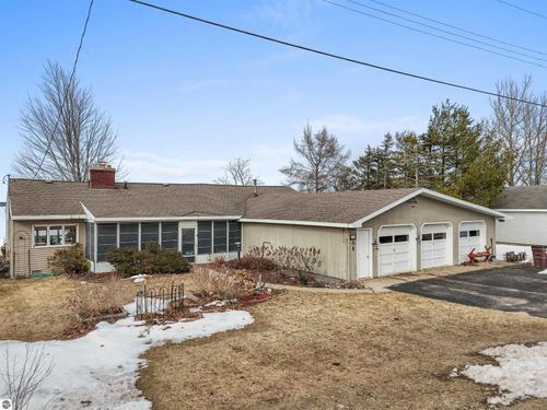 5403 E M 55, Cadillac, MI, 49601-8940 | Card Image