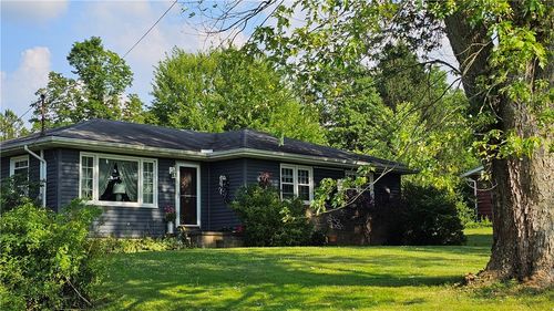 2902 Sandy Lake Grove City Rd, Stoneboro, PA, 16153-2903 | Card Image