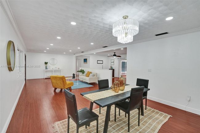 7360 Sw 120 Th St, House other with 4 bedrooms, 2 bathrooms and null parking in Pinecrest FL | Image 17