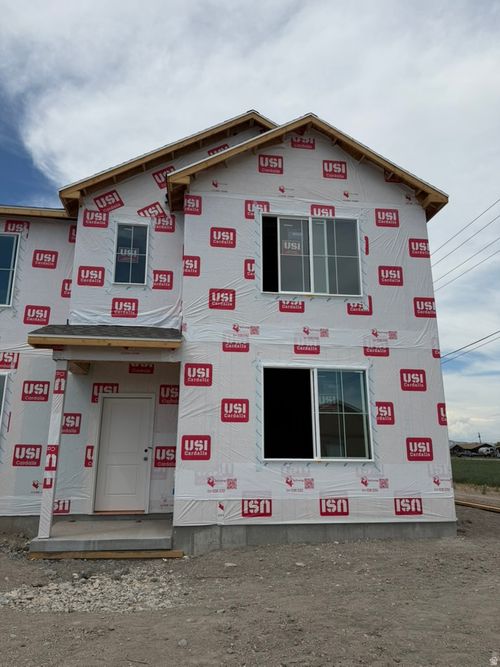 676 N 280 W, Smithfield, UT, 84335-2032 | Card Image