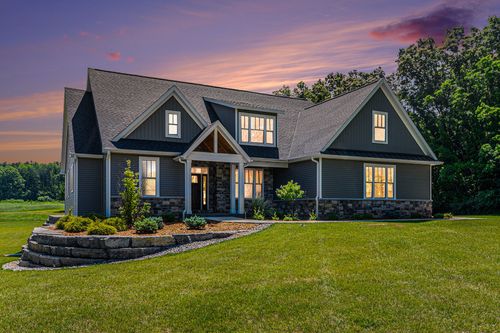 1890 3rd St, Kalamazoo, MI, 49009-8592 | Card Image