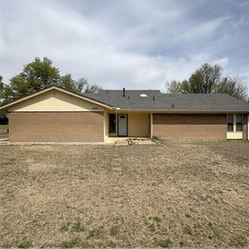 6609 Evergreen Canyon Rd, Oklahoma City, OK, 73162-6735 | Card Image