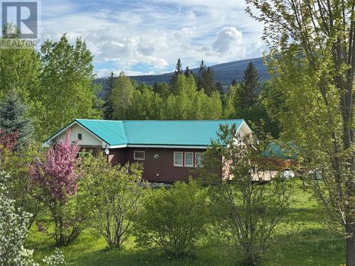3402 Highway 95 Highway, Parson, BC, V0A1L0 | Card Image