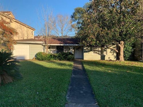 106 Mctighe Dr, Bellaire, TX, 77401-4203 | Card Image