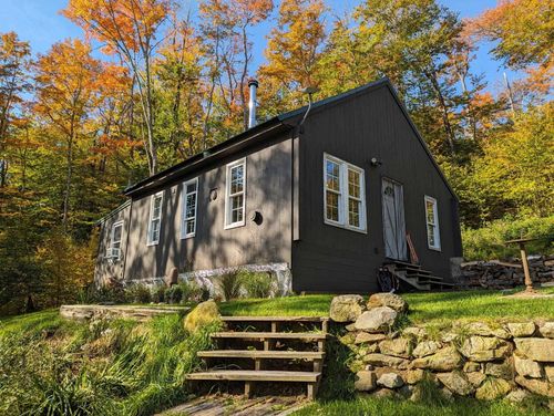 24 Potts Dr, Dorchester, NH, 03266-4403 | Card Image