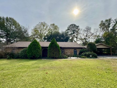 300 Delwood Dr, Longview, TX, 75605-3376 | Card Image