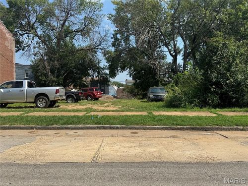 6906 Pennsylvania Ave, Saint Louis, MO, 63111-3132 | Card Image