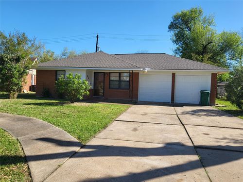 804 Littlejohn Ct, Pasadena, TX, 77502-2350 | Card Image