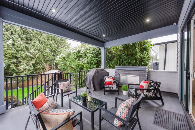 212 Blackman St, House other with 6 bedrooms, 5 bathrooms and 5 parking in New Westminster BC | Image 16