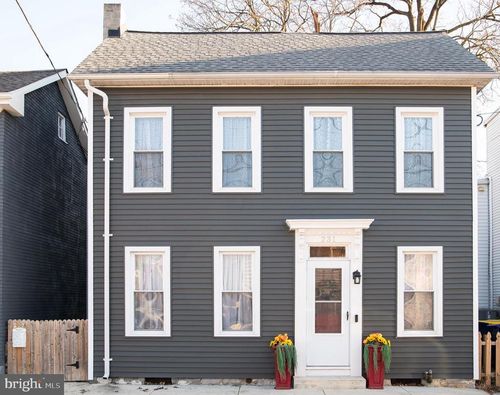 231 W Locust St, MECHANICSBURG, PA, 17055-3742 | Card Image