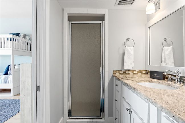 3-304 - 140 Social Cir, Condo with 3 bedrooms, 3 bathrooms and null parking in Port Aransas TX | Image 23