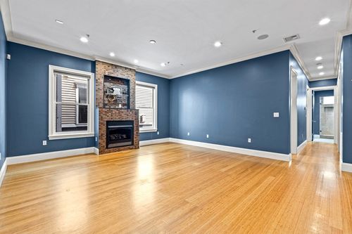 2-368 Dorchester, Bolton, MA, 02127 | Card Image