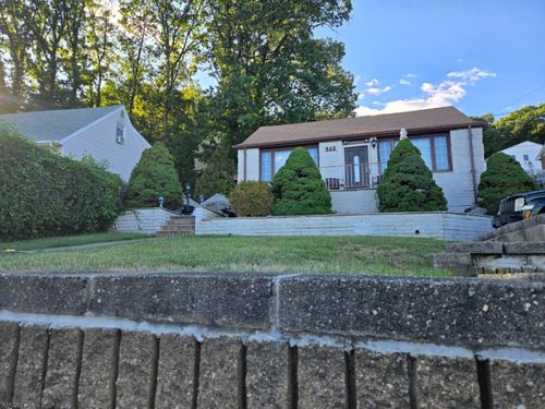 512 Preakness Ave, Haledon, NJ, 07508-1047 | Card Image