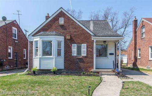19469 Whitcomb St, Detroit, MI, 48235-2060 | Card Image