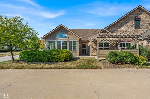 17081 Silver Vista Ln, Westfield, IN, 46074-4601 | Card Image