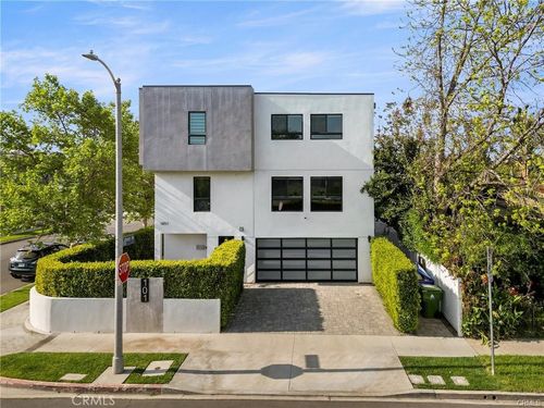 101-14157 Tiara St, Van Nuys, CA, 91401-4048 | Card Image